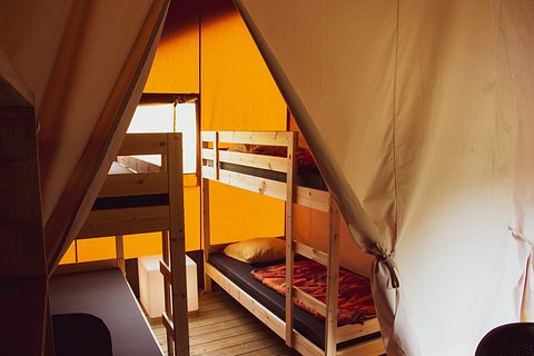 Luxury safari tent with kitchen and bathroom - 5