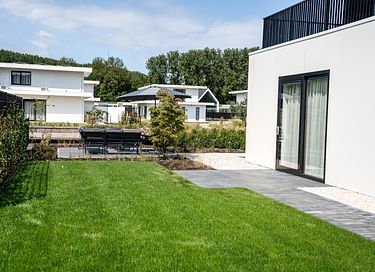 Vakantievilla met dakterras aan het water  - 22
