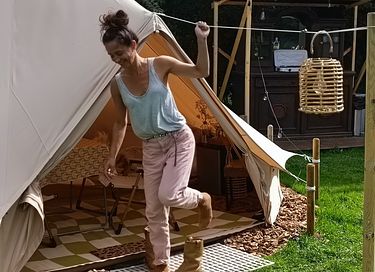 Glamping in a bell tent on the waterfront - 7