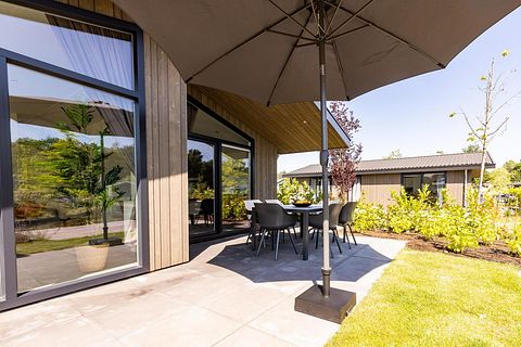 Modern tiny house op leuk vakantiepark - 2