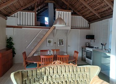 Family Residence with loft and Hideaway - 10