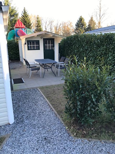 Leuk Tiny House op kleinschalig bosrijk park - 4