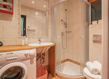 Vakantiechalet aan een meer in Bohinj - 22