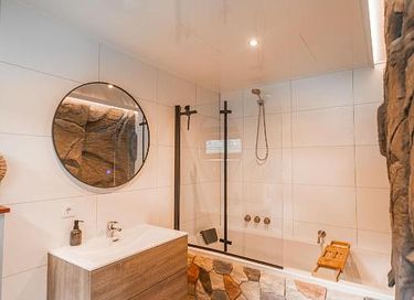 Lodge dans les bois avec bain à remous privé à Drenthe - 18