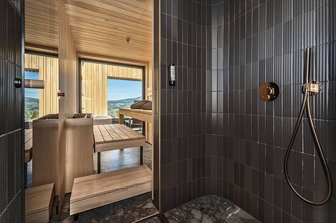 Luxury suite with a romantic outdoor tub - 2