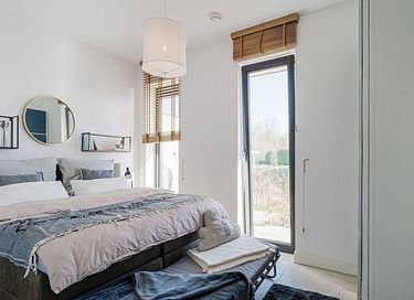 Logement de vacances moderne au bord de l'eau - 12