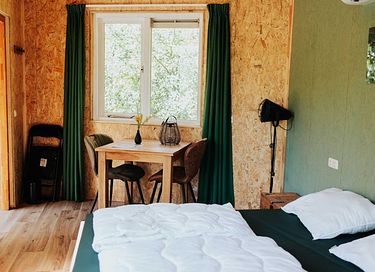 Schlafen unter den Bäumen mit 10 Personen - 22