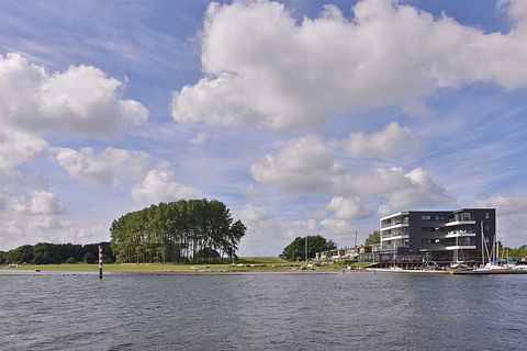 Waterfront vacation home in Zeeland - 3