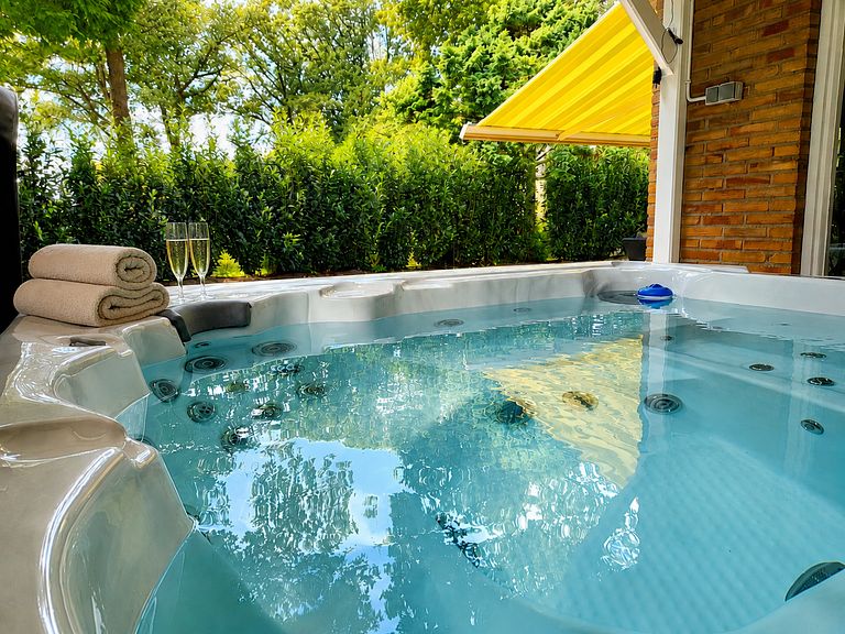 Luxury wellness house in the forest - 1