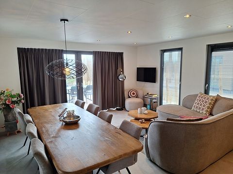 Luxe familiehuis aan het IJsselmeerstrand - 4