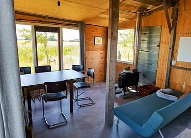 Unique cottage with characterful design - 3