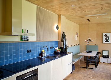 Unique cabin in Amsterdam with a hot tub - 4