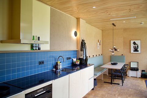 Unique cabin in Amsterdam with a hot tub - 4