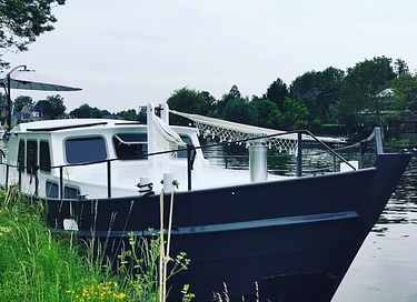 Bateau-sauna privé avec un beau design - 4