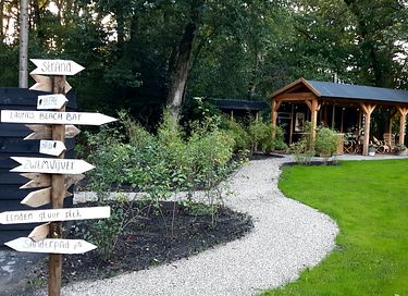B&B in the forest with private swimming pond - 30
