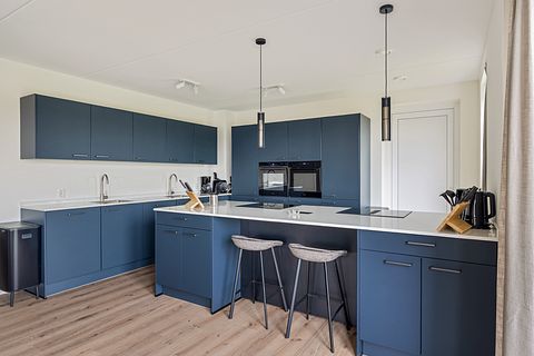 Spacious Holiday home at waterfront - 4
