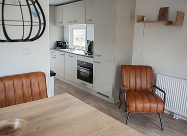 Chalet moderne avec terrasse couverte - 9