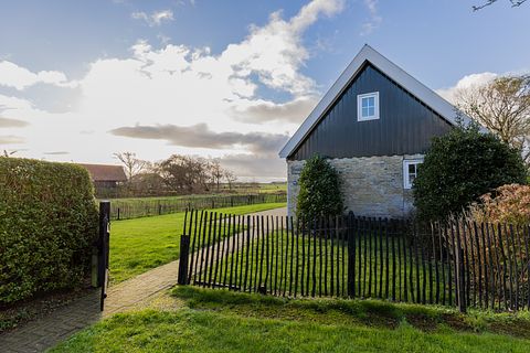 Cozy cottage with panoramic view on Ameland - 2
