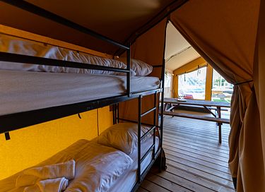 Tente safari au bord de l'eau pour 4 personnes - 10