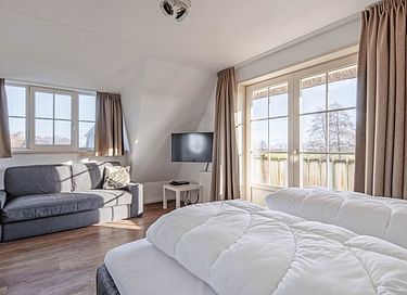Comfortable holiday home with large garden - 17