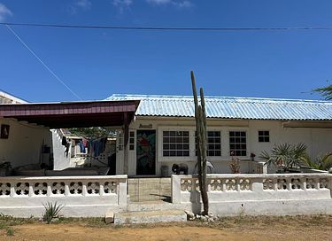 5-person bungalow on Curacao