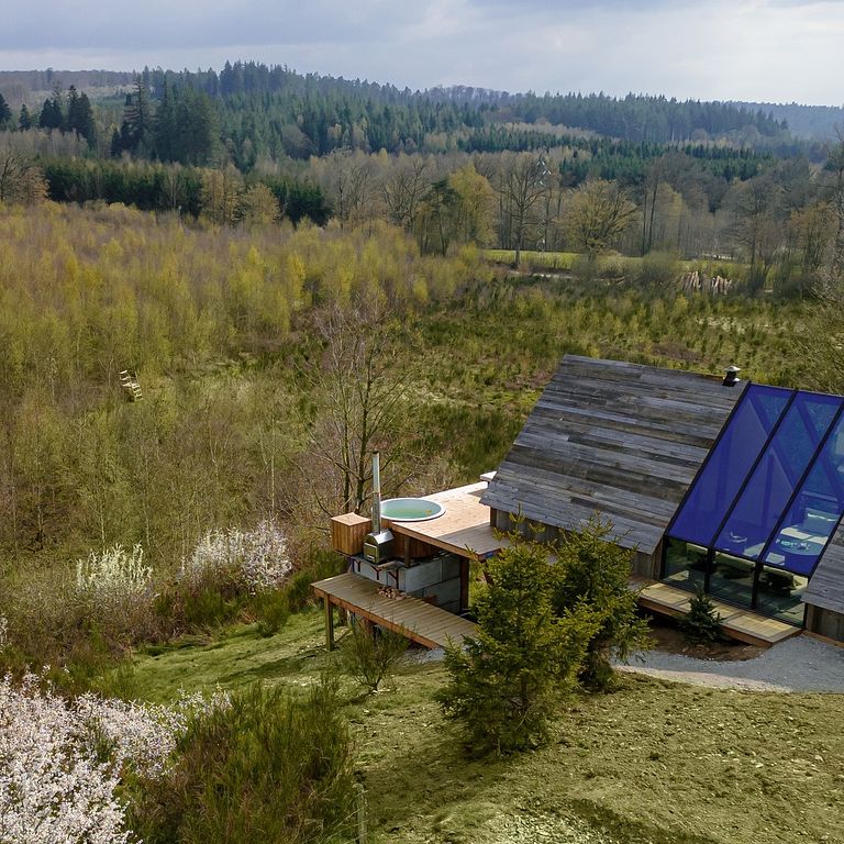 Unique cabin with hot tub in the middle of the Ardennes - 1