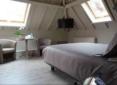 Delightful B&B in a small castle - 3
