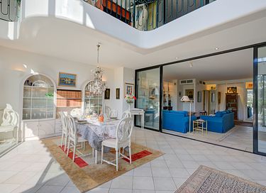 Logement de vacances moderne et luxueux avec piscine privée - 13