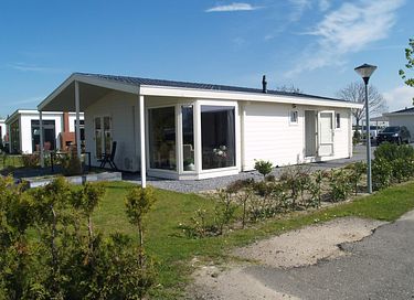 Vacation chalet on a green vacation park - 2