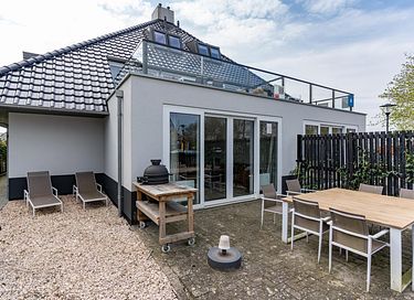 Uniek overnachten aan het water in Friesland - 3