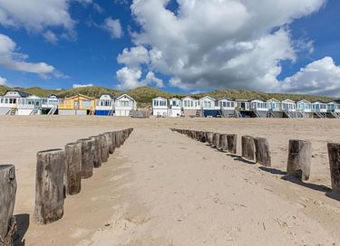 Knus slaaphuisje op het strand in Zeeland - 13