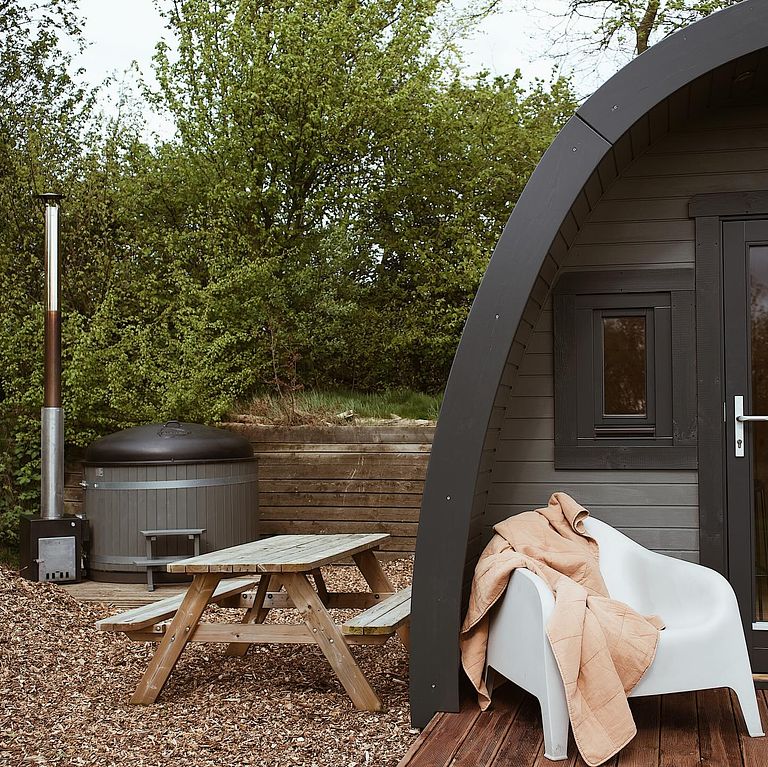 Houten Glamping Pod met eigen Hottub - 1