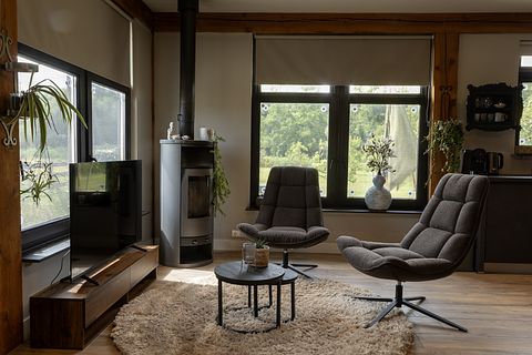 Enjoying peace and quiet & private wellness together - 5