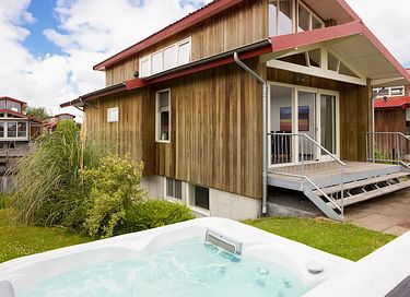 Holiday home (8p) with outdoor wellness