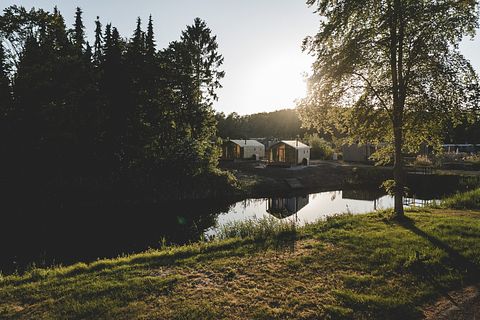 Wikkelhuisje met sauna aan het water - 4