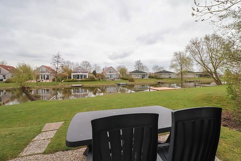 Waterfront home for 6 people - 3