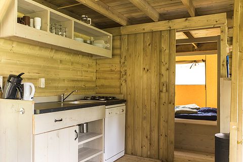 Glamping in a luxury tent with a terrace - 3