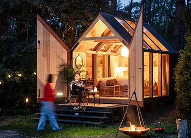 Glazen tiny house op historische locatie - 13