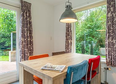 Detached bungalow near a nature reserve - 8