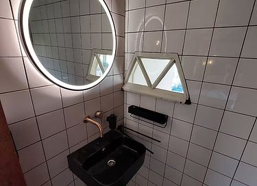 Lodging with a view of the past - 12