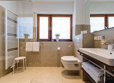 Maison de campagne spacieuse avec sauna privé et cabane de barbecue - 32