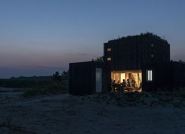 Cottage with hot tub in the midst of nature - 28