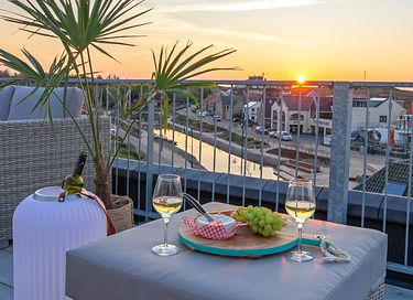 Luxury hotel suite with wellness facilities on Texel - 35