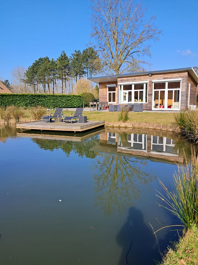 Natuurhuisje met leuke visvijver  - 1