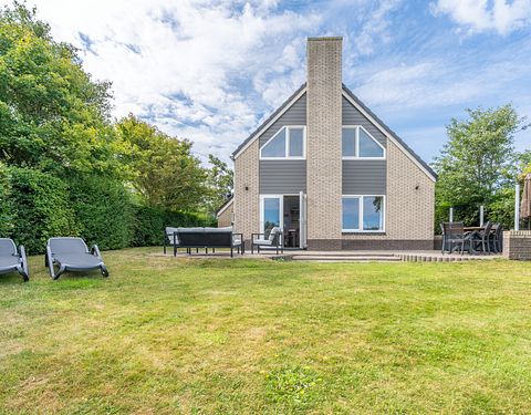 Ruim en sfeervol vakantiehuis op Texel  - 3