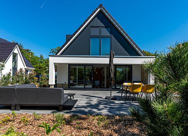 Wellness villa at the forest on Texel