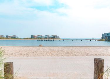 Strandvilla met eigen zwem- en aanlegsteiger - 19