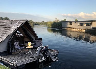 Slapen op een vlot op de Loosdrechtse plassen - 22