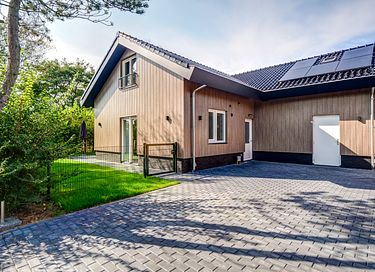 Modern house with bath close to the sea - 34