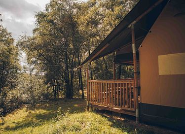 Tente safari de luxe en camping polyvalent - 2